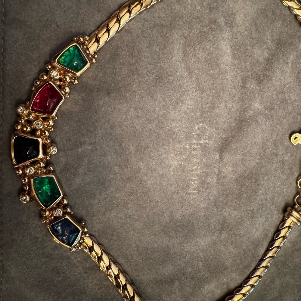 Dior Authentic Gold and Colored Gripoix Stone Necklace with Vintage Charm - Picture 6 of 8